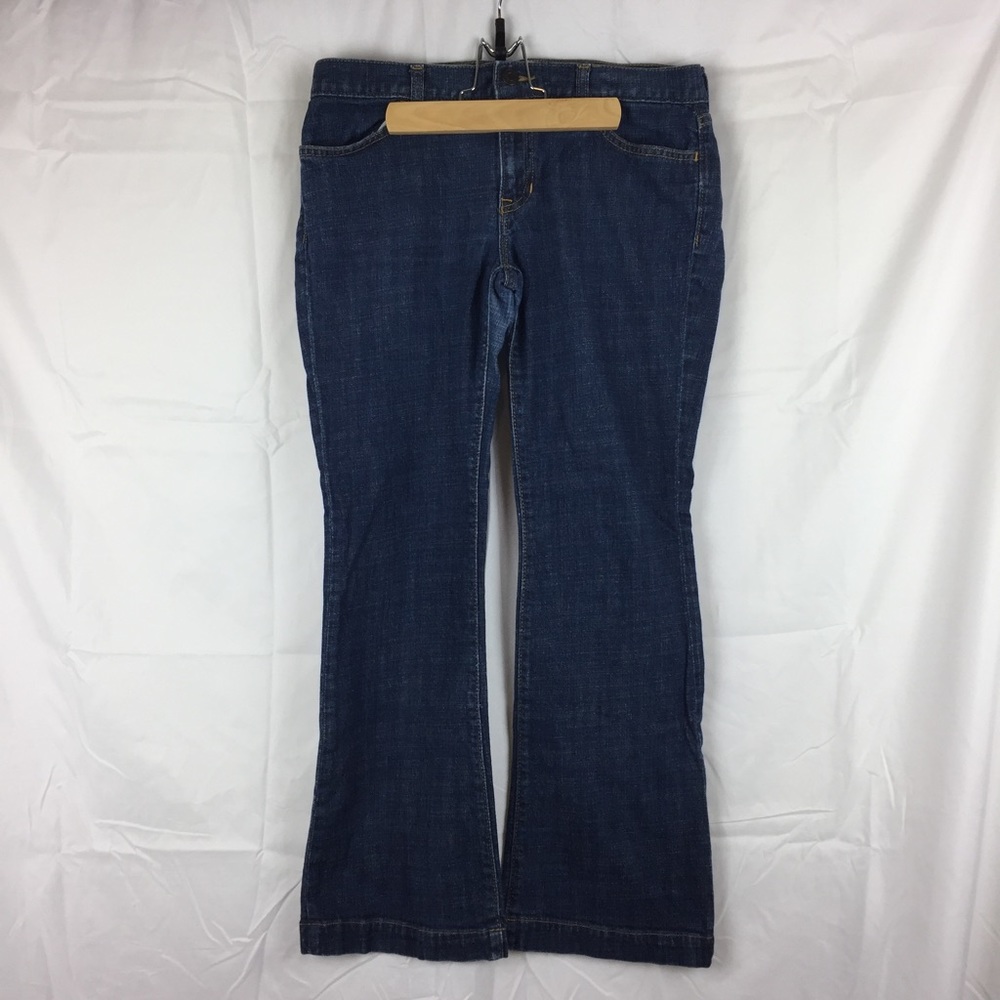 Gap bootcut medium rinse jean’s women’s size 6